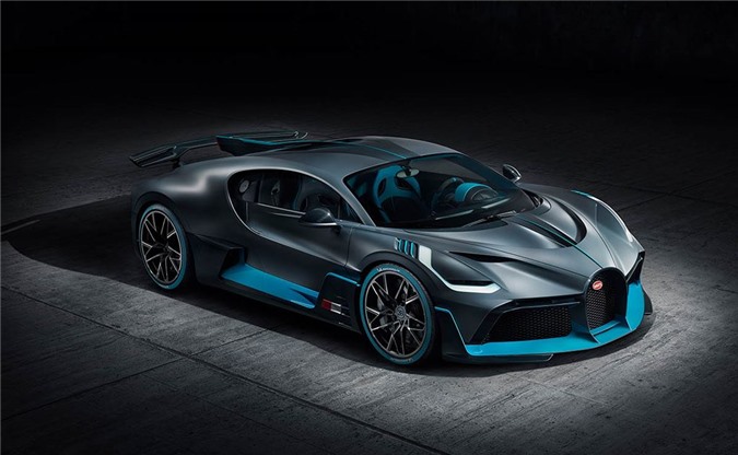 Cùng ngắm siêu xe hypercar Bugatti Chiron Divo giá 135 tỷ