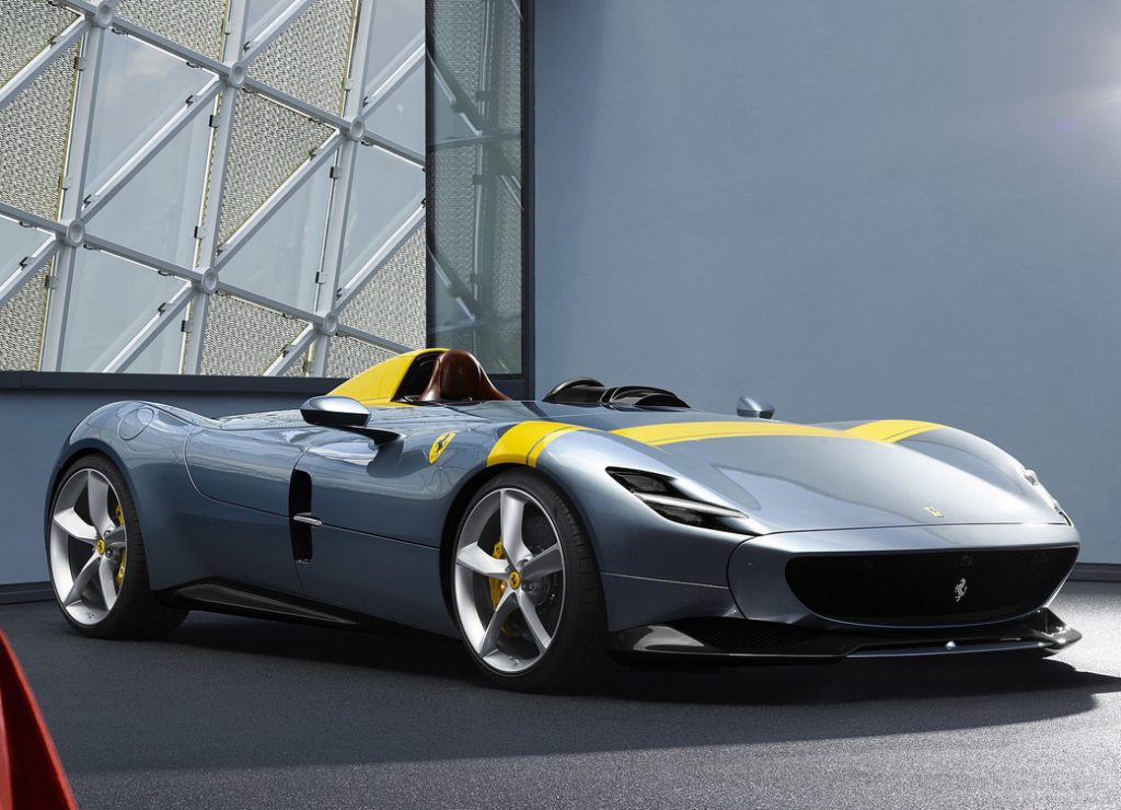 Siêu xe mui trần Ferrari Monza SP1 giá 57,9 tỷ đồng đến châu Á