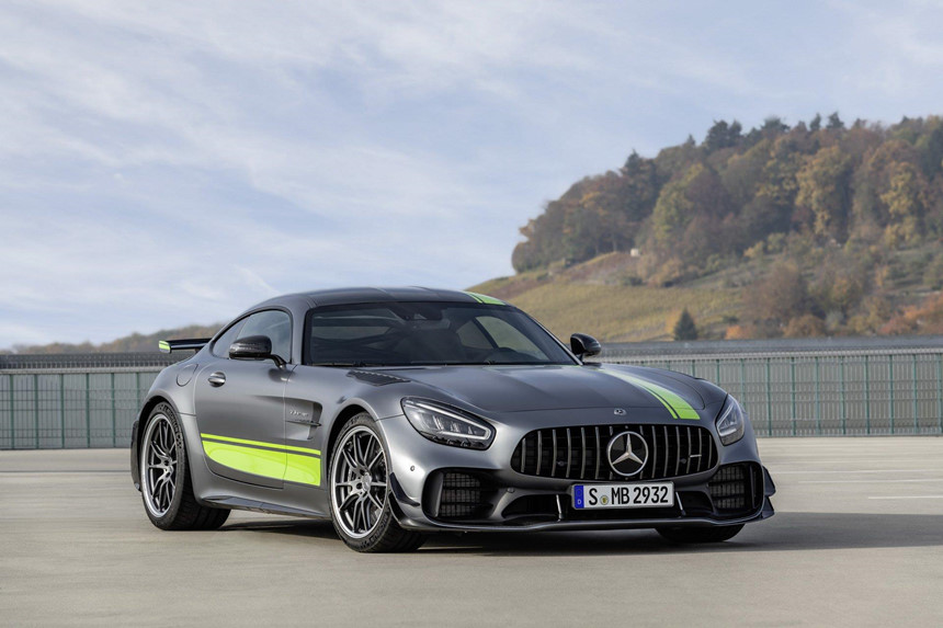 Trang bị và công nghệ của xe đua, Mercedes-AMG GT 2020 có giá 250.000 USD