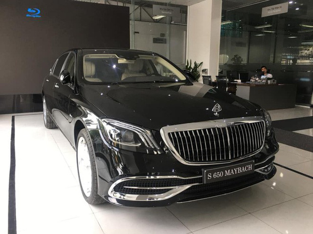 Xe sang Mercedes-Maybach S650 2019, giá 15 tỷ VNĐ về miền Trung